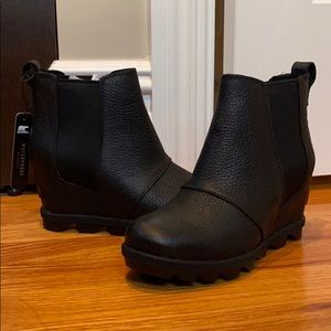 Women’s Sorel Wedge Chelsea Boot